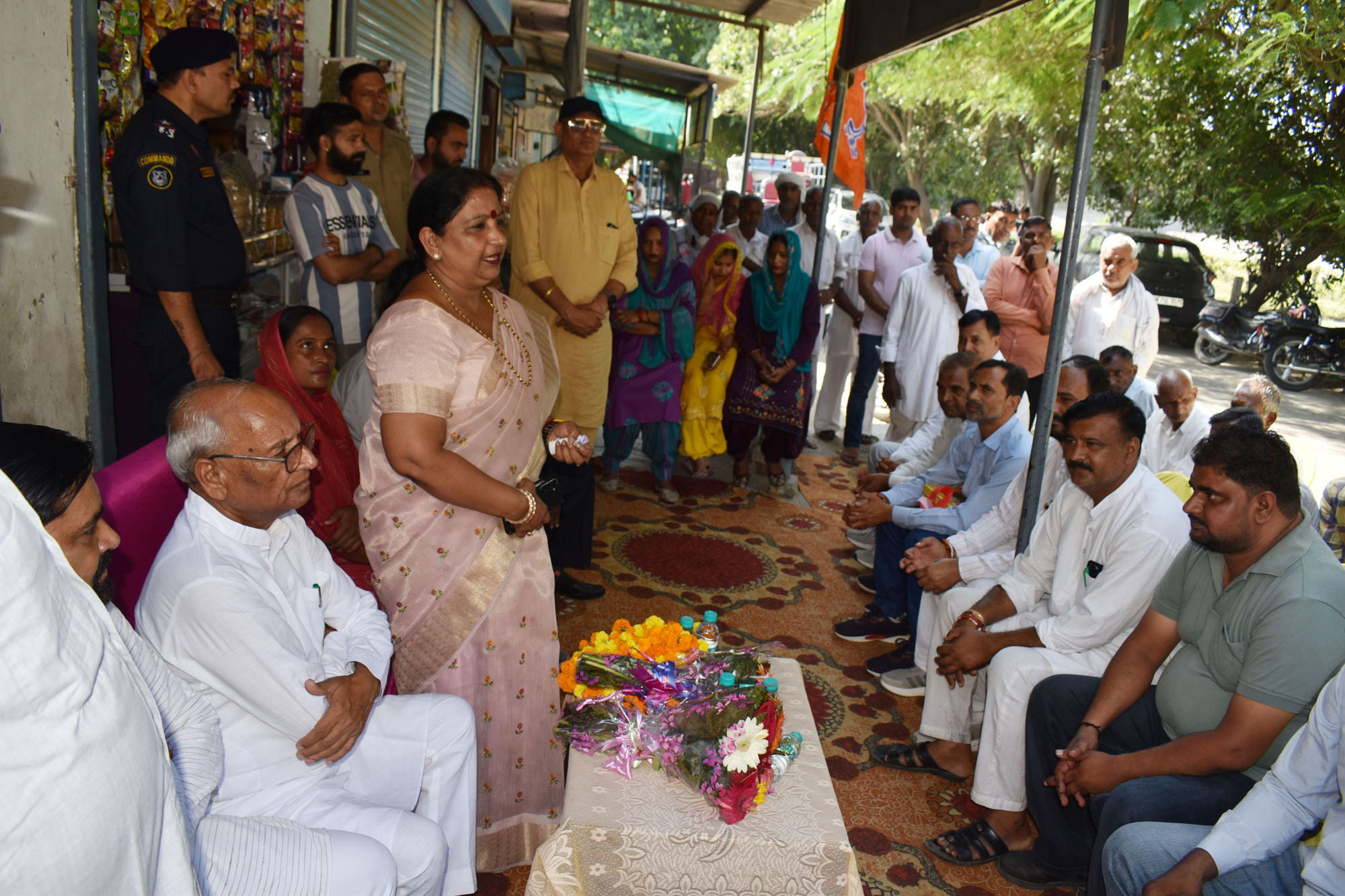 MLA Indri Ram Kumar Kashyap and Mayor Renu Bala Gupta inaugurated the construction work.